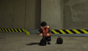 Grant_holden_cleaning_in_progress_still_01_300dpi