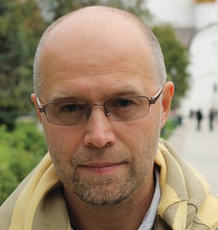 7022_konstantin_bronzit_director