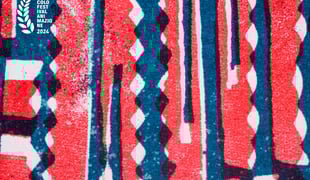Where_blue_meets_red_1