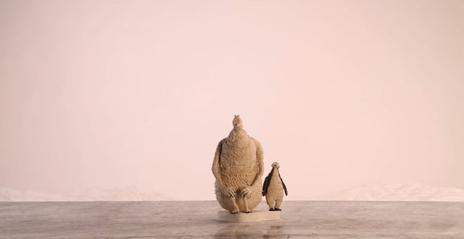 Polar_bear_and_penguin